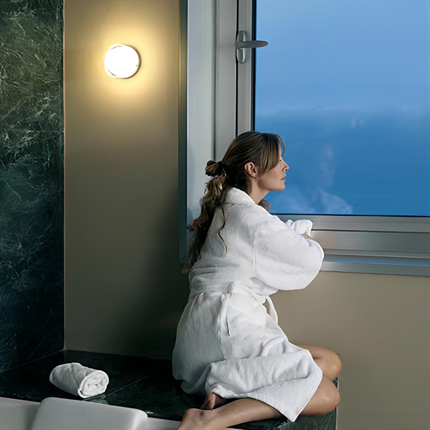 Dimple Wall Lamp