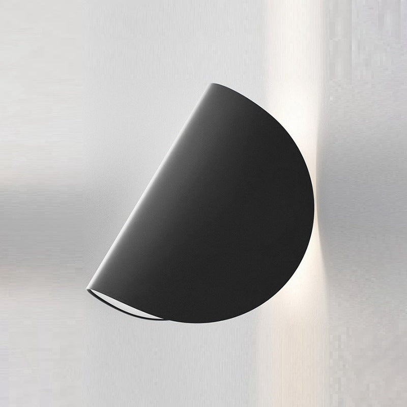 IO Wall lamp