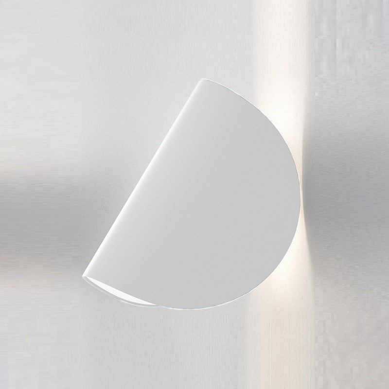 IO Wall lamp